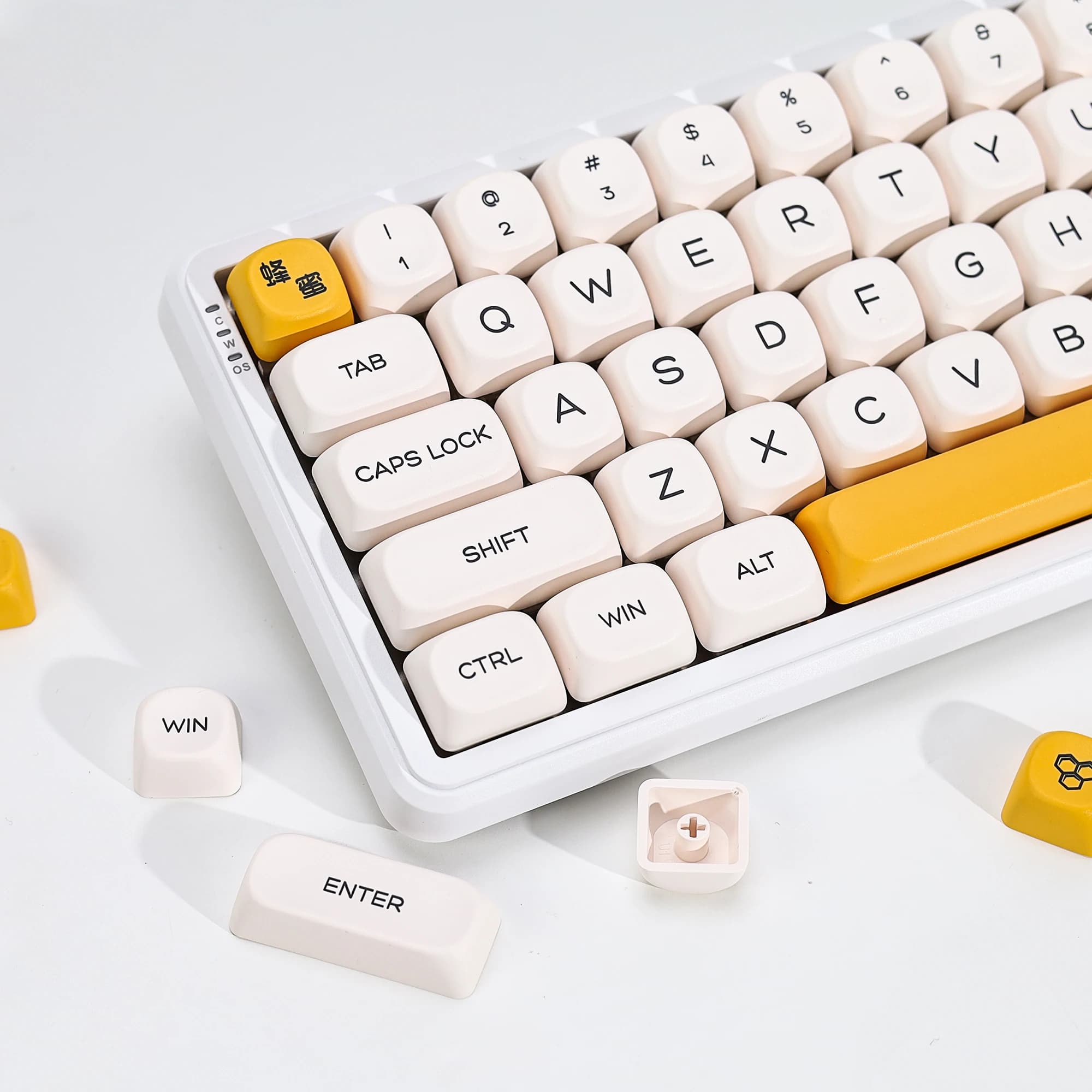 KBDiy 138 Keys Honey Milk Keycaps KOA Profile PBT ISO Cute Russian Korean Keycaps 60% Mechanical Keyboard Key Cap For MX Switch