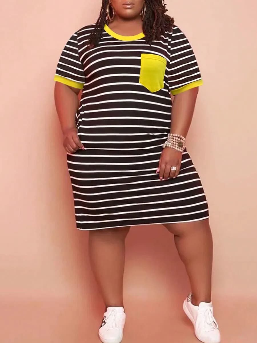 Abito T-shirt a righe da donna taglie forti con tasca a contrasto, casual estivo