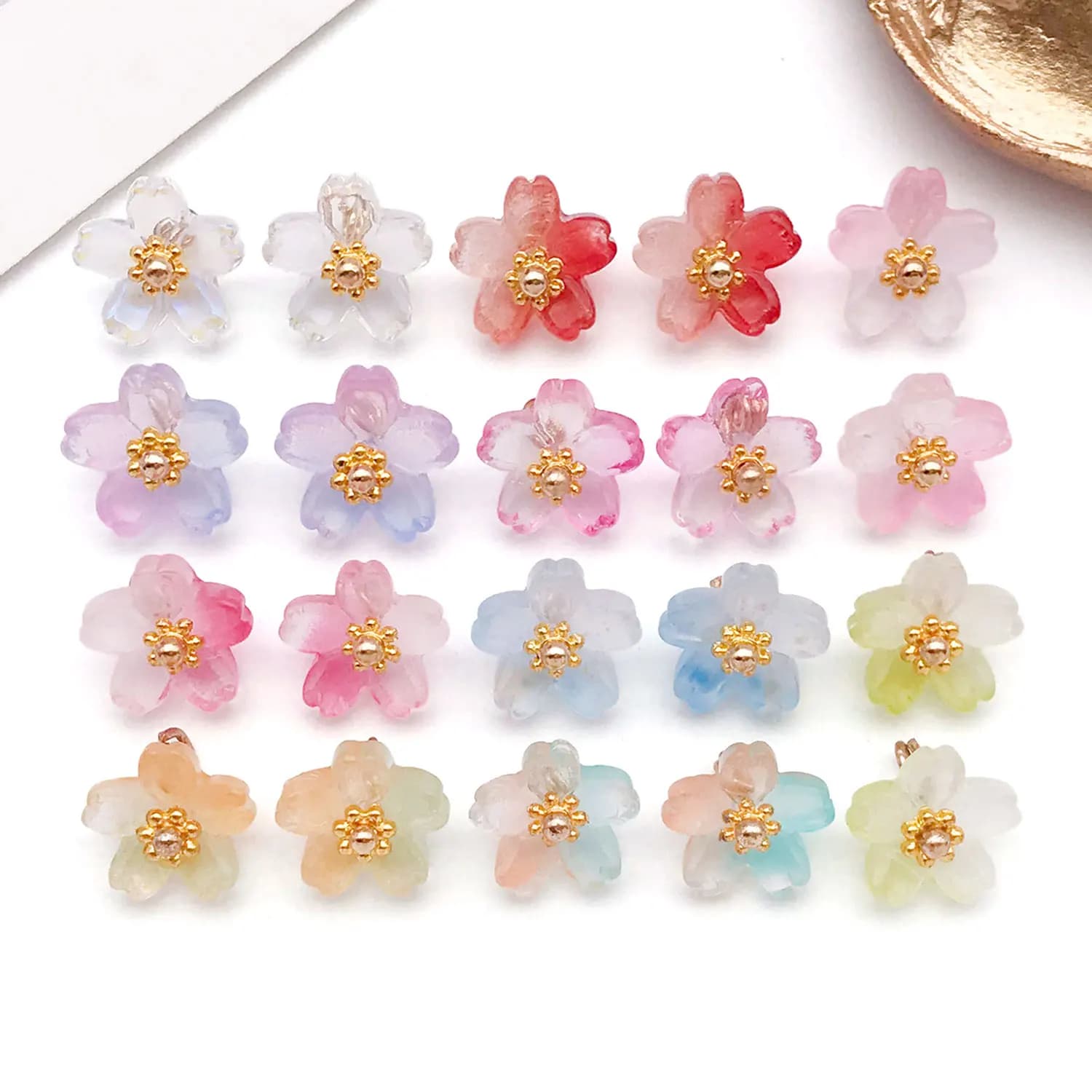 10/20 pendenti in vetro vibrante con fiori di ciliegio per abiti etnici fai da te e gioielli moderni, collana fatta a mano, portachiavi e decorazioni