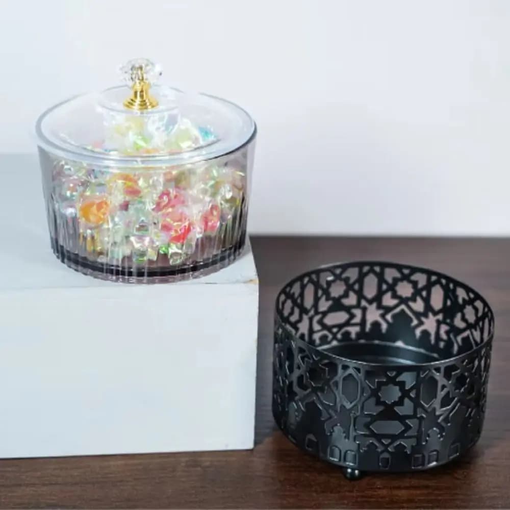 Nuovo Vassoio per Snack in Metallo con Design Decorativo e Coperchio, Scatola per Frutta Secca, Stile Festivo, Contenitore per Feste, Ideale come Regalo