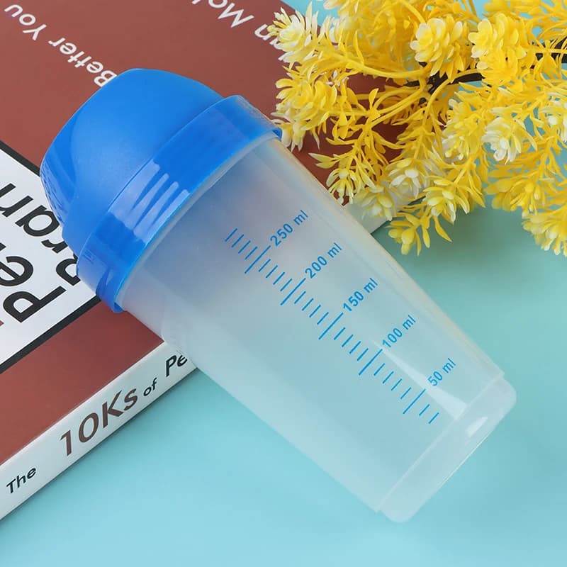 1PC Transparent Shaker Bottle Creative Milkshake Protein Powder Shake Mixing Bottle Water Bottle Drinkware About 300ml