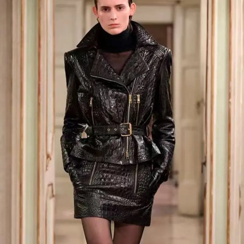 Giacca da moto in PU da donna con collo alto e design multi-cerniera, gonna aderente, set alla moda a maniche corte e lunghe