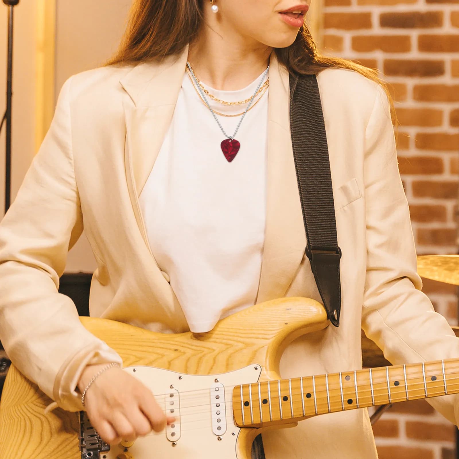 Collana Portatile con Plettro in Acciaio Inossidabile, Ciondolo a Forma di Plettro per Chitarristi, Amanti di Basso e Ukulele, Gioielli Musicali Creativi