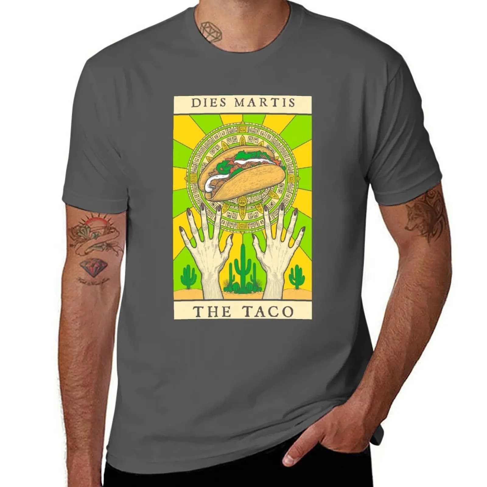 T-shirt divertente Tacos Taco Vintage Tarot Mayo Cinco Card De Tuesday con protezione UV per esterni