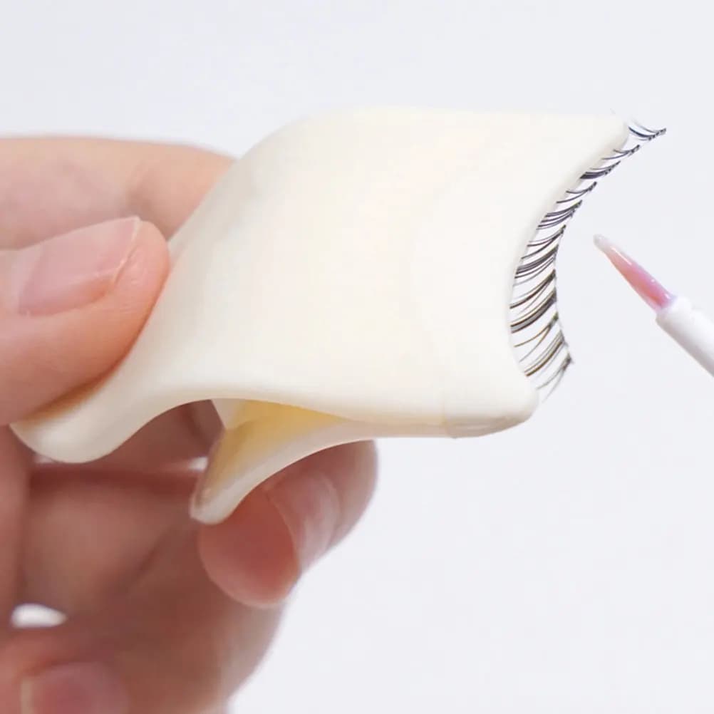Set di 4 Pinzette Curve per Applicazione Ciglia Finte, Strumento Portatile per Trucco, Facile da Usare, Clip per Ciglia Finte, Pinzette per Extension Ciglia