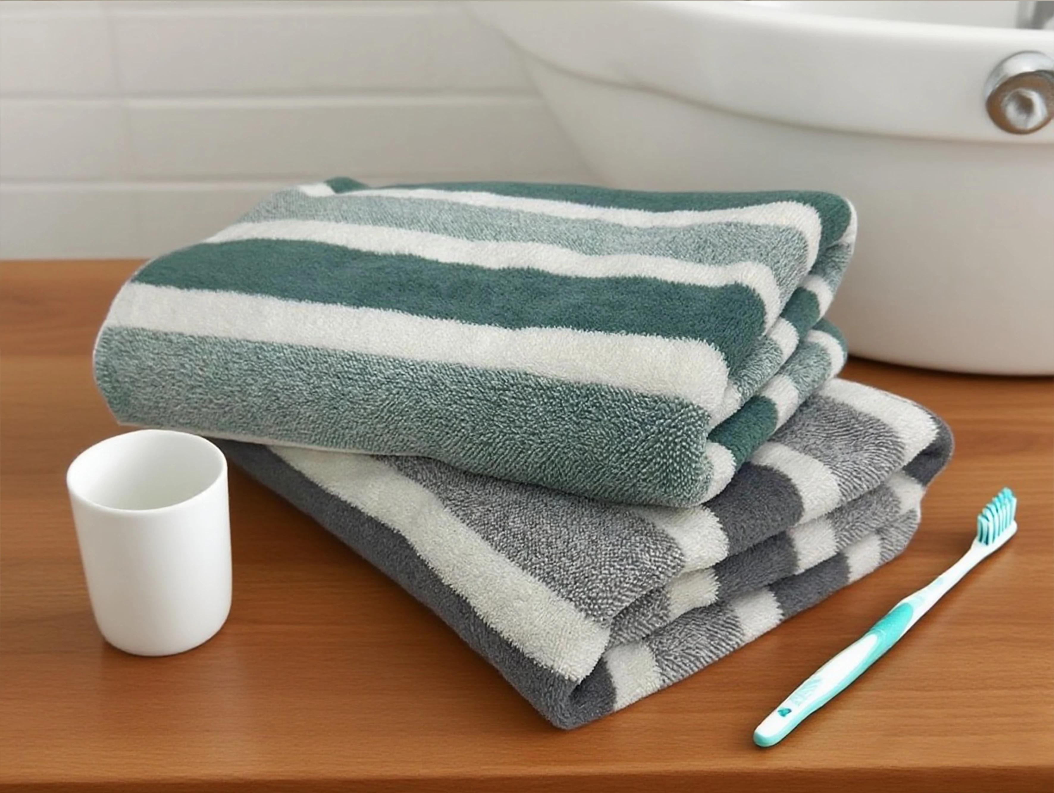 Often bath towel, with high water absorption capacity and quick drying, does not detach, durable - very suitable for families, beaches.