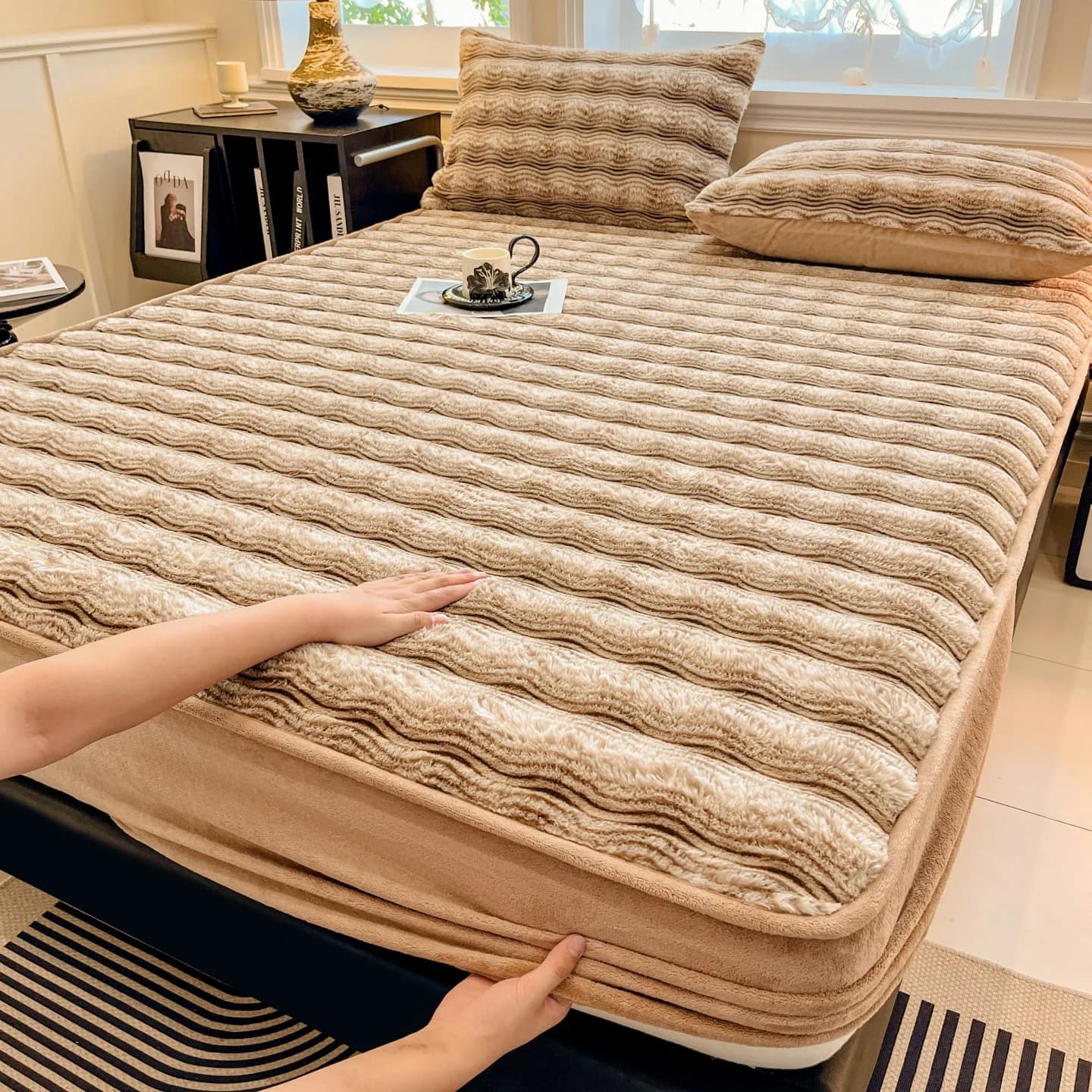Lenzuolo con angoli in peluche caldo addensato invernale Lenzuolo caldo in velluto Coprimaterasso antiscivolo Copriletto Queen Biancheria da letto Copriletto matrimoniale