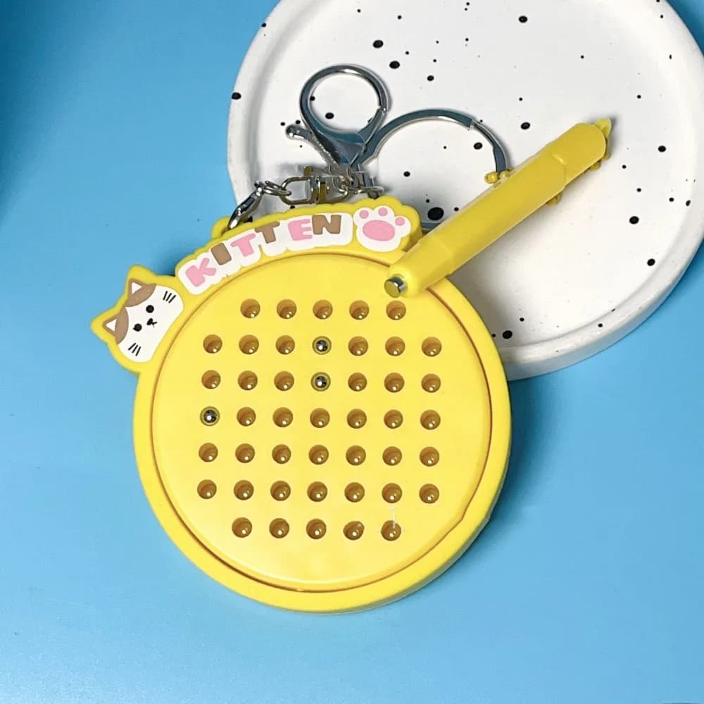 Portachiavi con Lavagna Magnetica per Disegnare, Ornamento per Borsa Fai-da-Te, Mini Gioco di Pittura, Ciondolo Gatto Cartone Animato Montessori