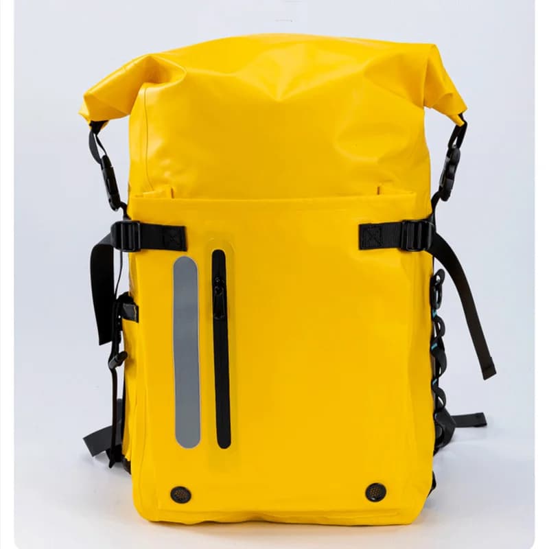 outdoor Backpack with Long Fins Swimming Equipment River Tracking Suction Bag for Wet Separation and Dry Snorkeling Backpack
