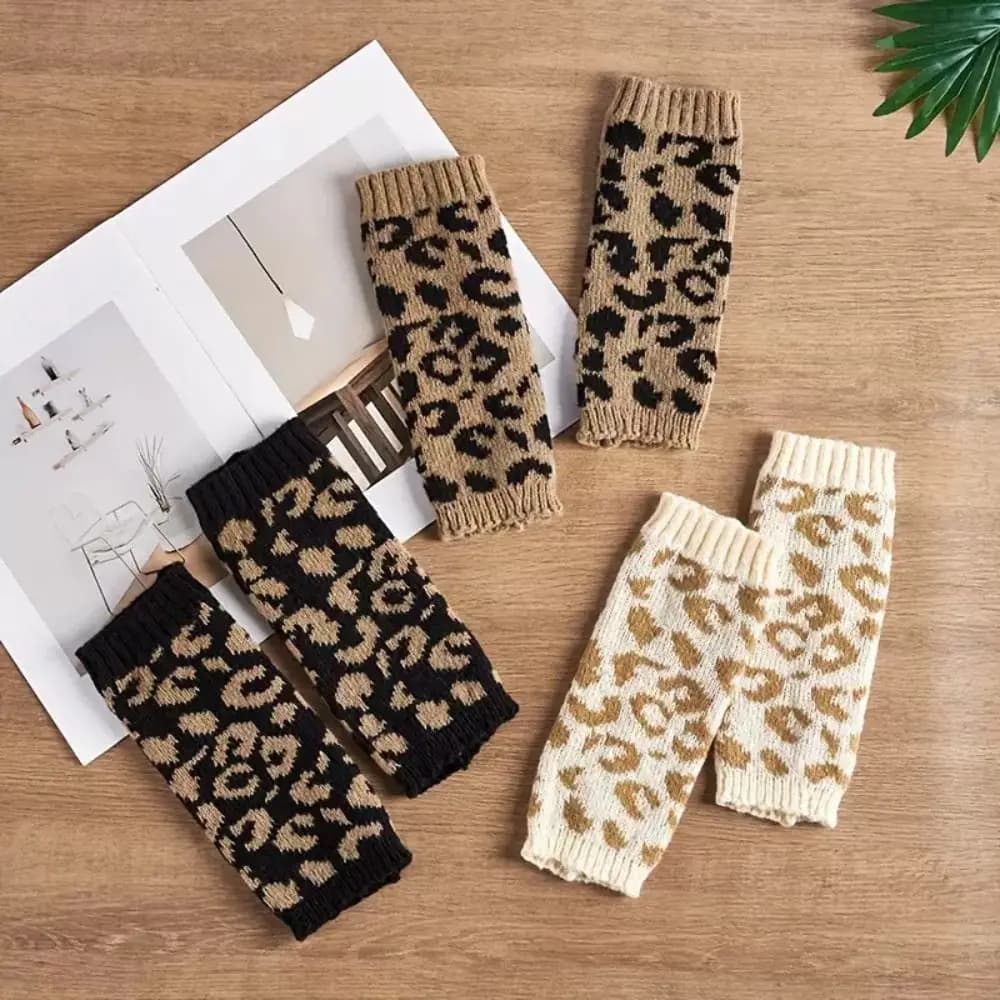 Fashionable Leopard Print Women's Knitted Gloves Cold-Proof Windproof Fingerless Gloves Thicked Soft Cycling Glove Daily Wear