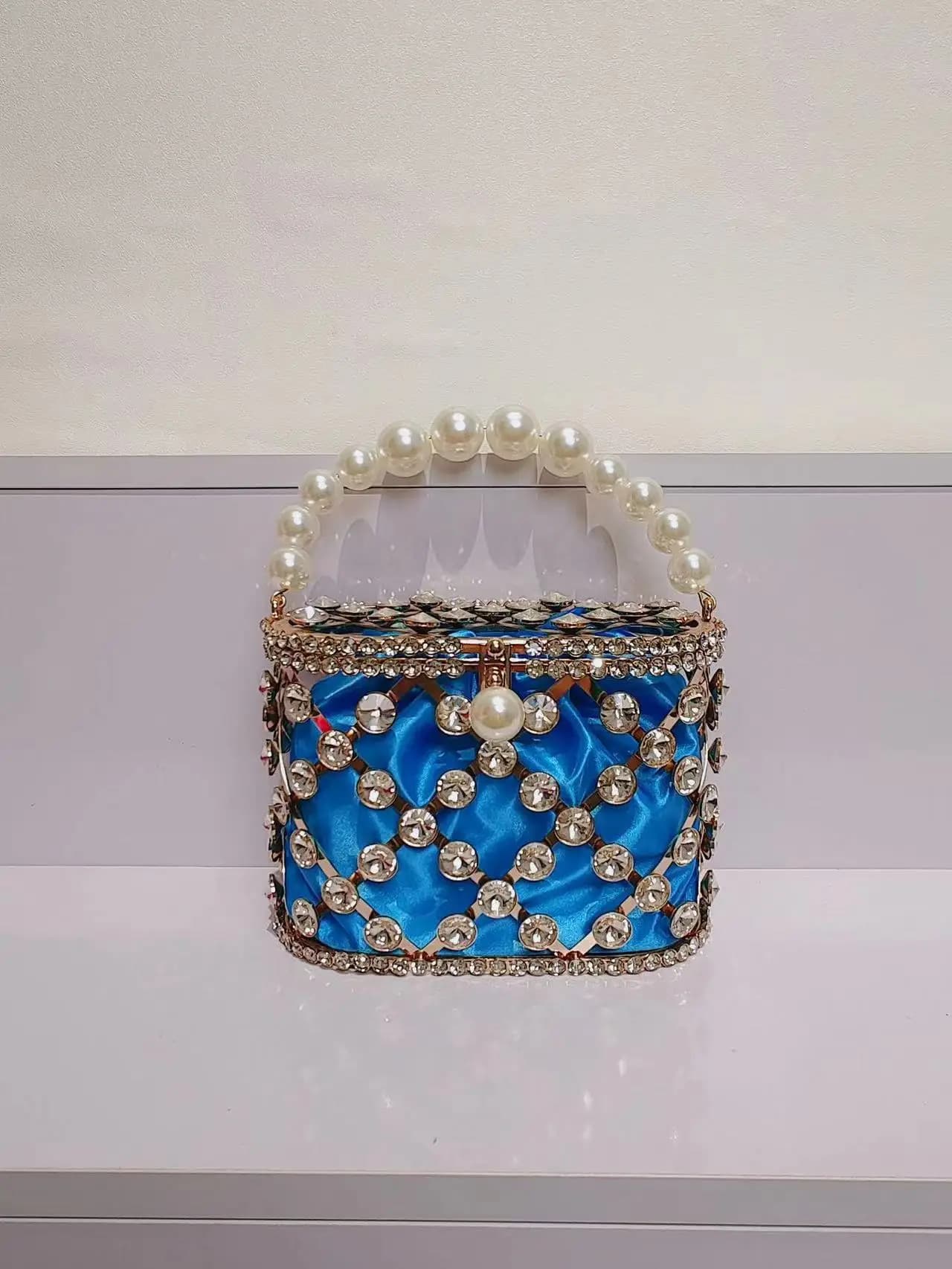 Luxury Metal Cage Pear Beading Women Handbag Crystal Rhinestones Diamond Evening Bag Wedding Party Clutch Purse Shoulder Bag
