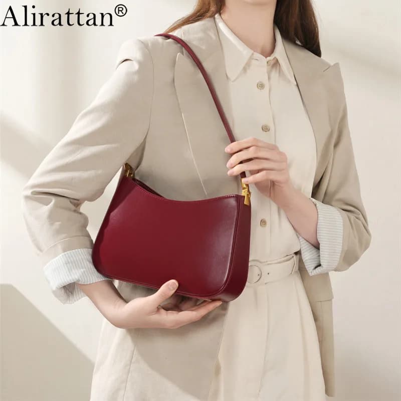Alirattan New Genuine Leather Shoulder Bags for Women,Designer Fashion Brand Luxary Lady High-Quality Retro Underarm Bag INS