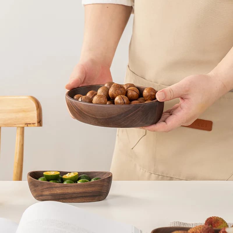 Ciotola a forma di barca in legno di noce nera, piatto da frutta in legno massello, vassoio per caramelle e frutta secca, piatto portaoggetti in legno per la decorazione domestica