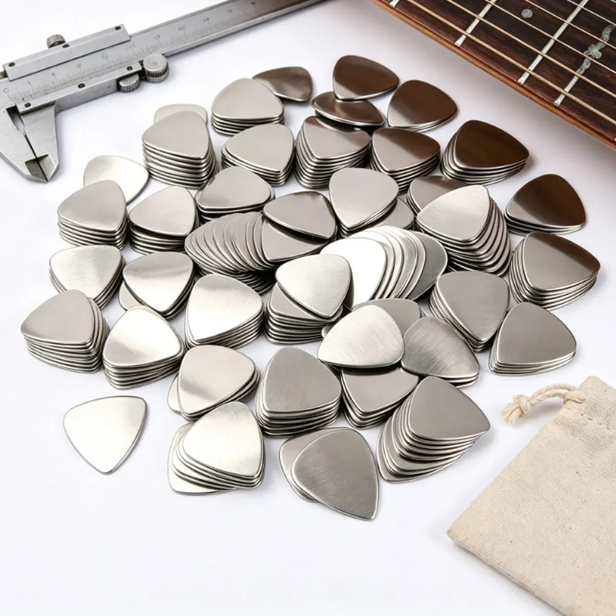 6/12Pcs 0.3mm Stainless Steel Guitar Picks, Durable Metal Plectrums for Acoustic/Electric Guitar, Ukulele & Bass ZSY