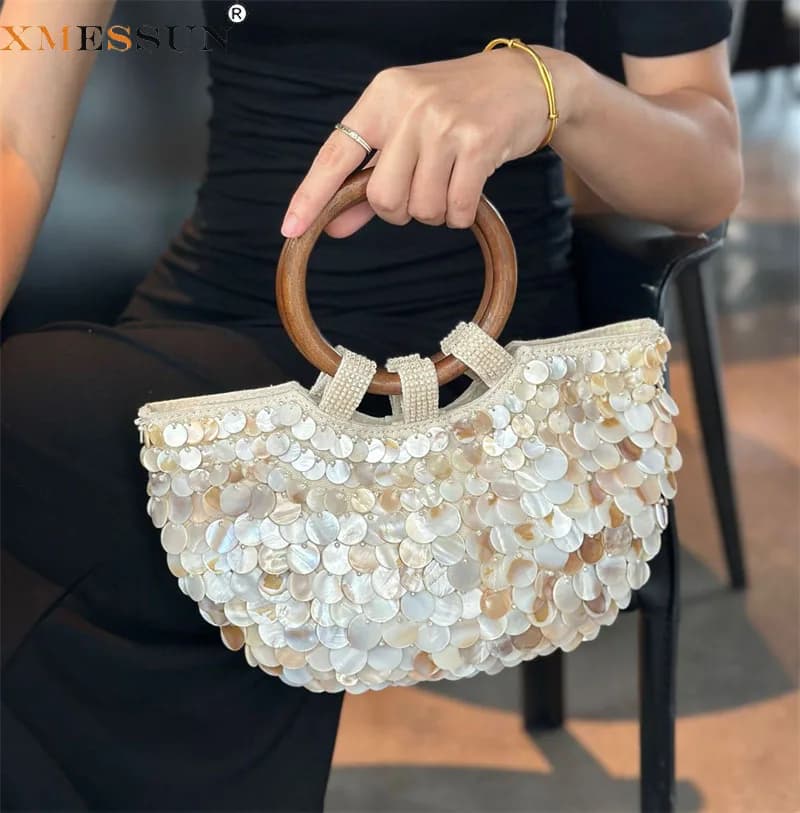 New Luxury Purely Handmade Shell Bag,Fashion Straw Woven Bag Shell Embroidery Tote Wooden Handle ​​Large Capacity Evening Bag
