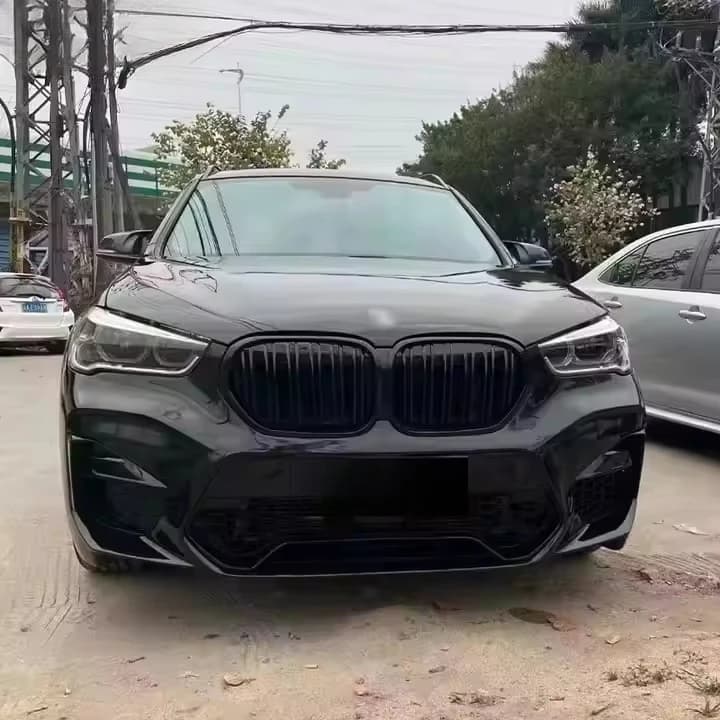 UKISS Genuine Body Kit for X1 F48 F49 X3M G08 Car Kits with Front Rear Bumper Diffuser Exhaustpipes Grille Condition New