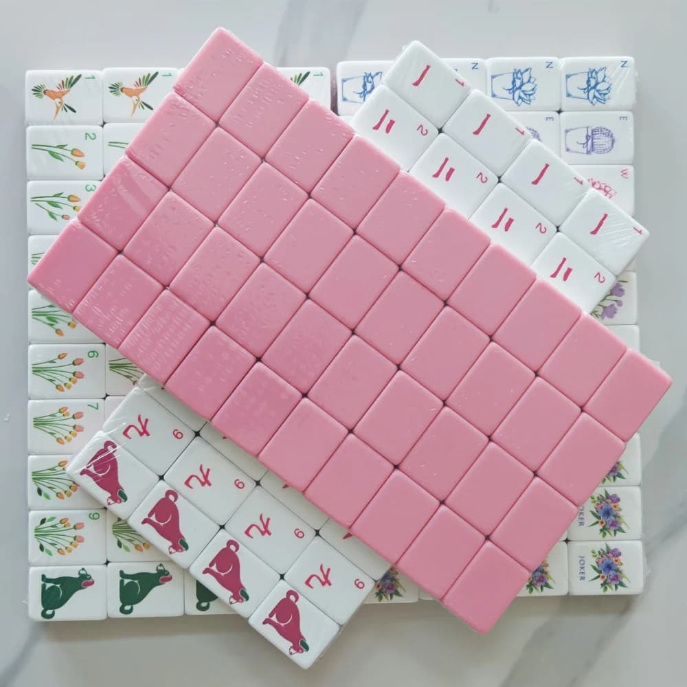 Luxury Acrylic Pink Mahjong Tiles Custom Engraved American Mahjong Game Set Travel Mah Jongg Sets Home Entertainment Board Games