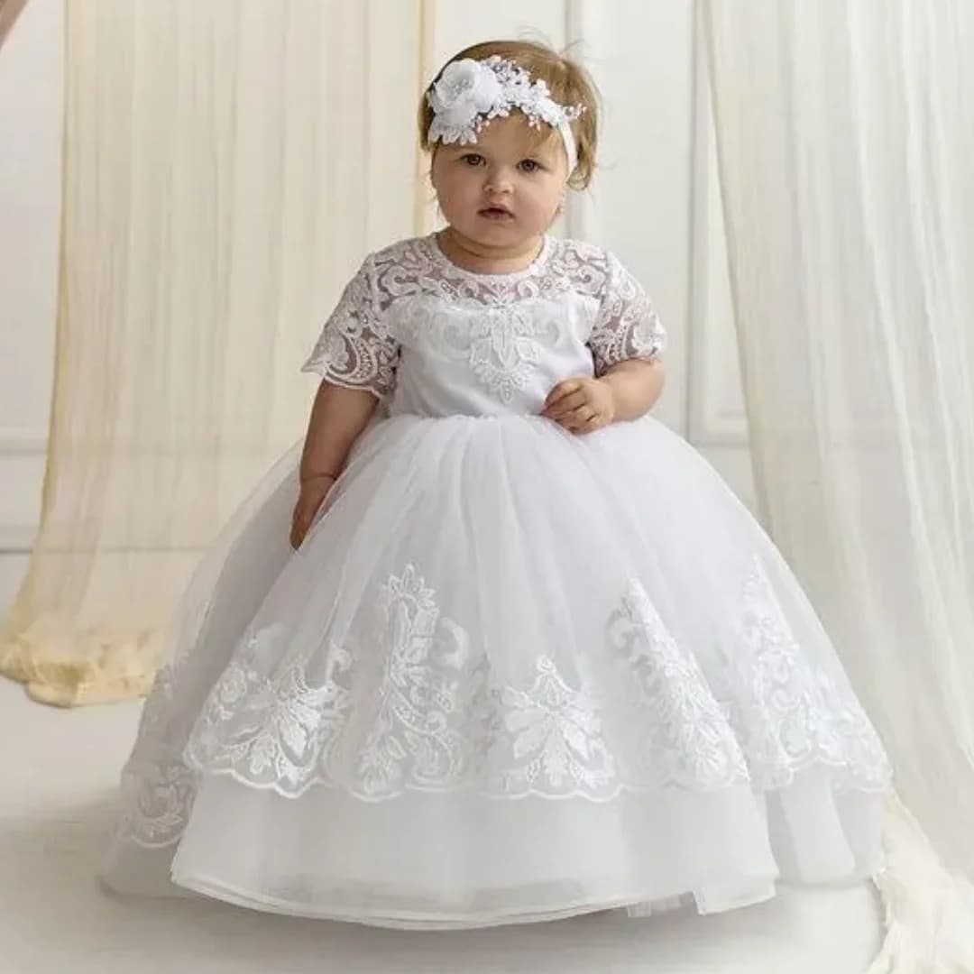 Abito da bambina personalizzato con fiori, in tulle bianco e applicazioni in pizzo, a mezza manica, per battesimo, matrimonio, compleanno, festa, comunione.