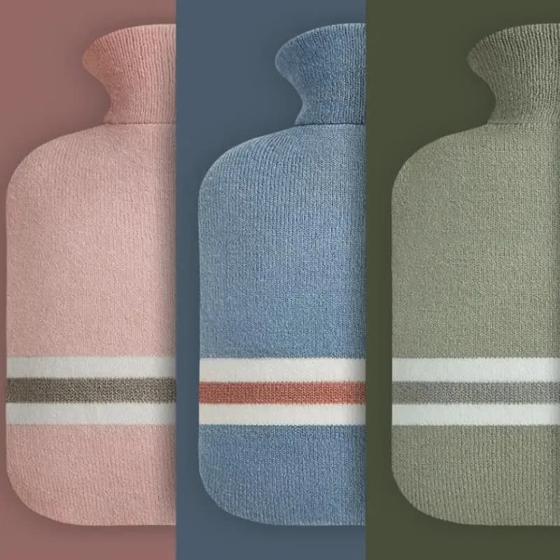 Bottiglia di acqua calda da 1 pezzo da 1000 ml per donna Calore portatile per mani e piedi della pancia Borsa di acqua calda con riempimento d'acqua Ideale regalo di Natale