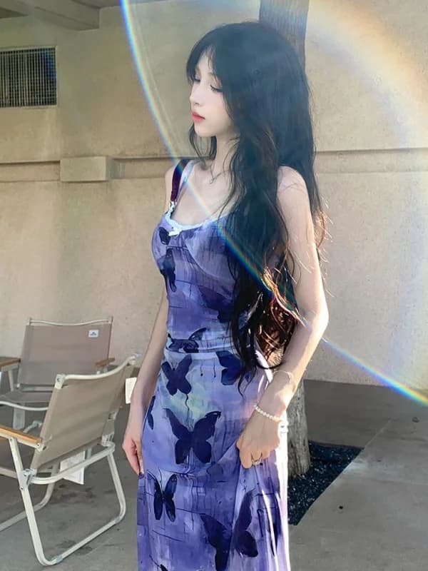 Abito Floreale Viola Senza Spalline Pure Desire da Donna, Stile Estivo Dolce e Piccante, Gonna Lunga con Stampa e Scollo all'Americana a Vita Alta