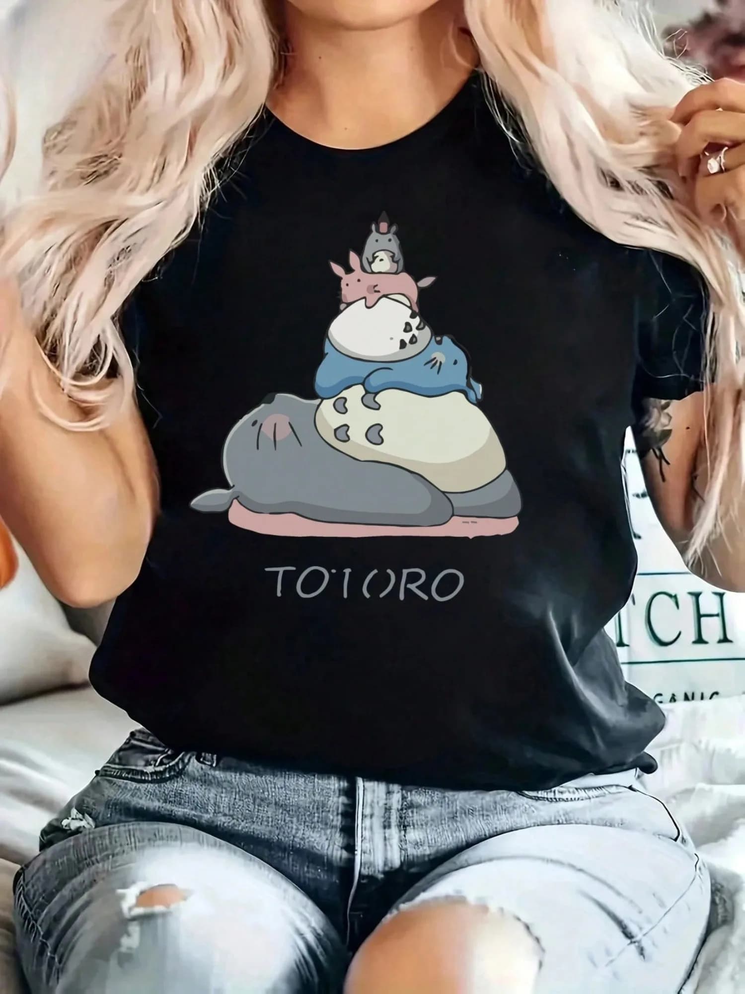 T-shirt da donna con stampa grafica Anime Cat Bus Totoro, t-shirt casual a maniche corte con collo rotondo per abbigliamento casual, design semplice, stile Harajuku