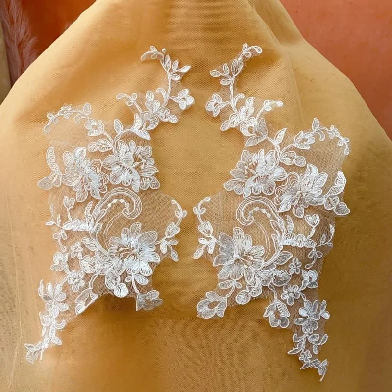 2 pezzi/4 pezzi, squisito poliestere bianco per auto, pizzo, ricamo, decalcomania, accessori fatti a mano per la decorazione di abiti da sposa fai da te