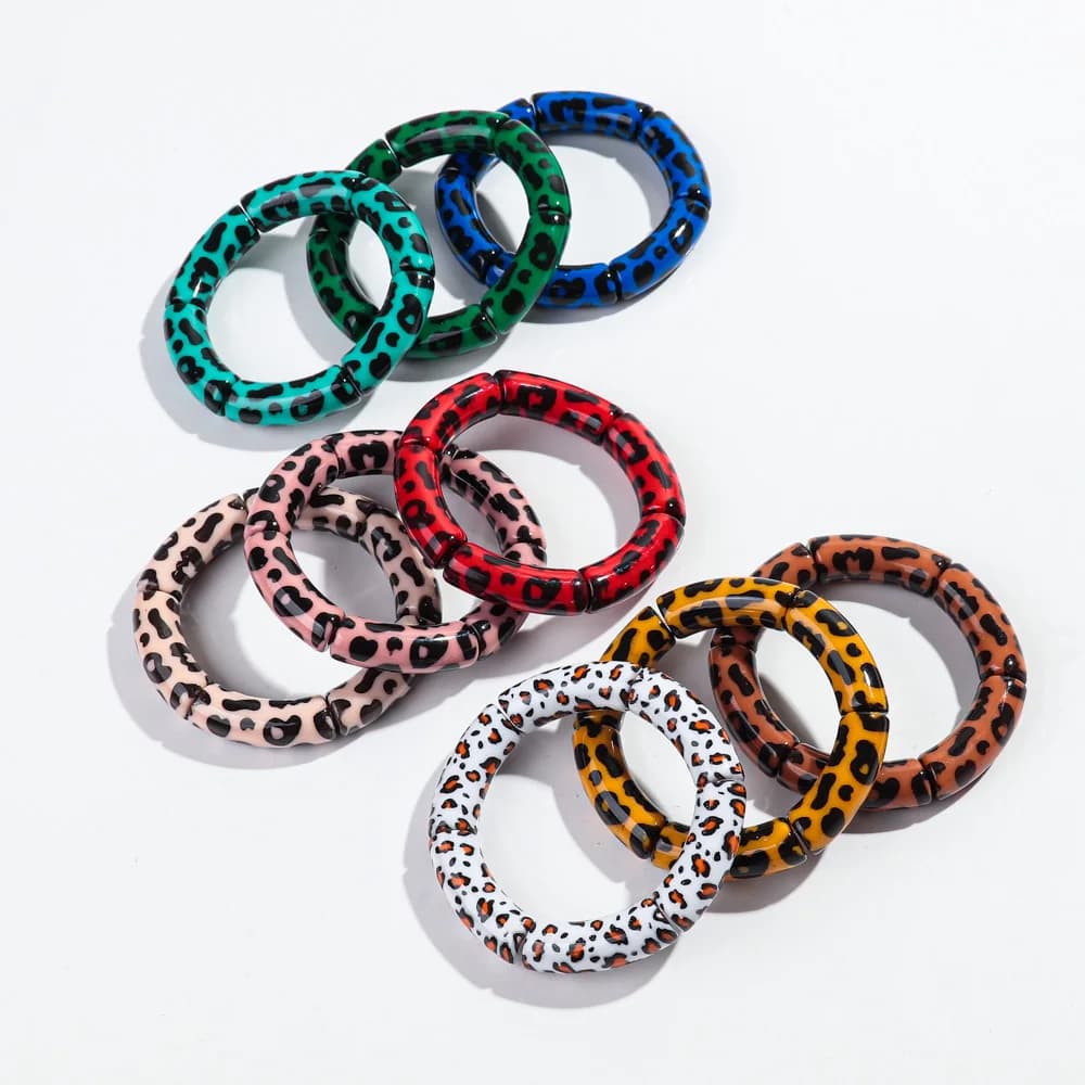 Braccialetto robusto di bambù con stampa leopardata acrilica alla moda per le donne Braccialetti elastici in resina bohemien 2025 Gioielli di moda