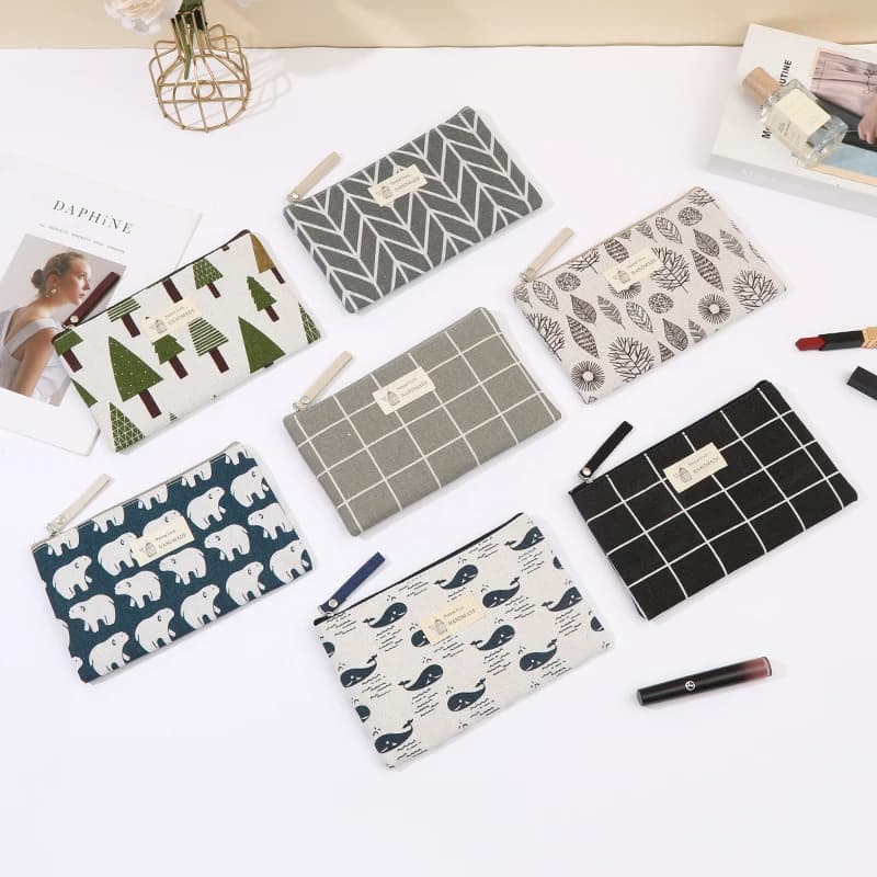 Multi functional portable storage bag Cute cartoon canvas makeup bag Student pencil case and coin wallet