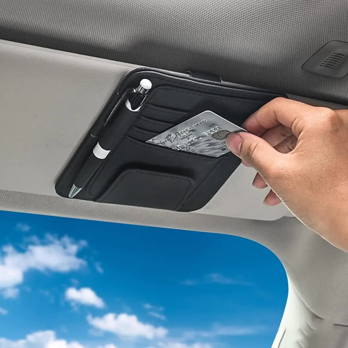 Organizer per Parasole Auto con Porta Occhiali da Sole, Tasche per Carte e Porta Documenti per Libretto e Oggetti Essenziali