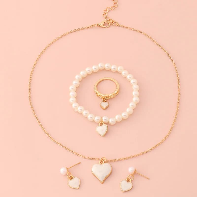 5pcs/set Everyday Elegance Kids Set – Dainty Heart & Pearl Accents for a Fresh, Sophisticated Little Look.