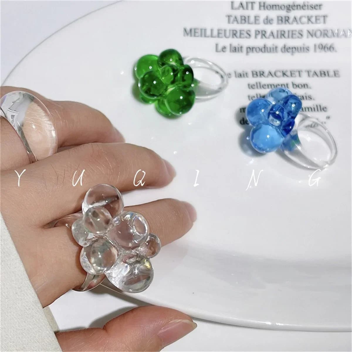 Senso del design dell'anello vintage Y2k per le donne Anello in resina acrilica trasparente Anelli di moda di tendenza dei gioielli estetici geometrici classici