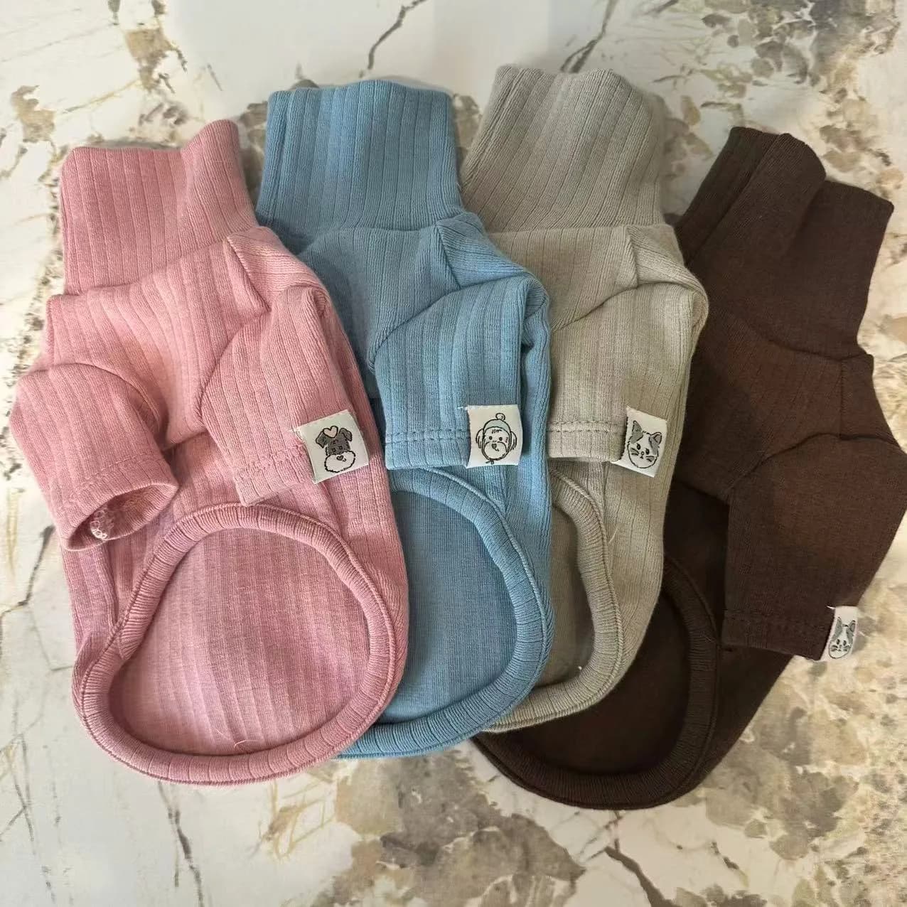 Strato Base a Collo Alto per Animali Domestici in Cotone Lavorato a Maglia con Motivo a Righe Elastico e Resistente per l'Autunno e l'Inverno per Cani e Gatti