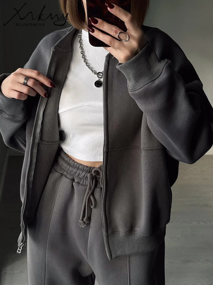 Women's Warm Dress Sports pants Set Winter 2 pieces Thick fleece jacket and trousers with zipper Set Women's Velvet Dress for Women