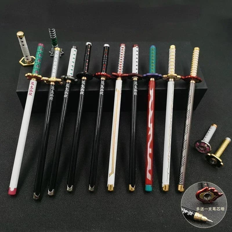 Nuovi Stili di Penne Gel con Modello Anime Giapponese Demoniaco, Ricarica Nera 0.5mm con Supporto per Penne, Accessorio Cosplay per Bambini, Senza Confezione, Regalo