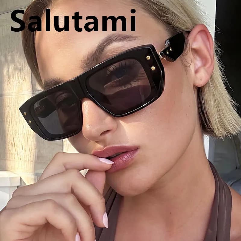 Occhiali da sole quadrati neri vintage con rivetti per donna, nuovi occhiali da sole alla moda per esterni, occhiali da sole punk sfumati da donna, protezione UV400