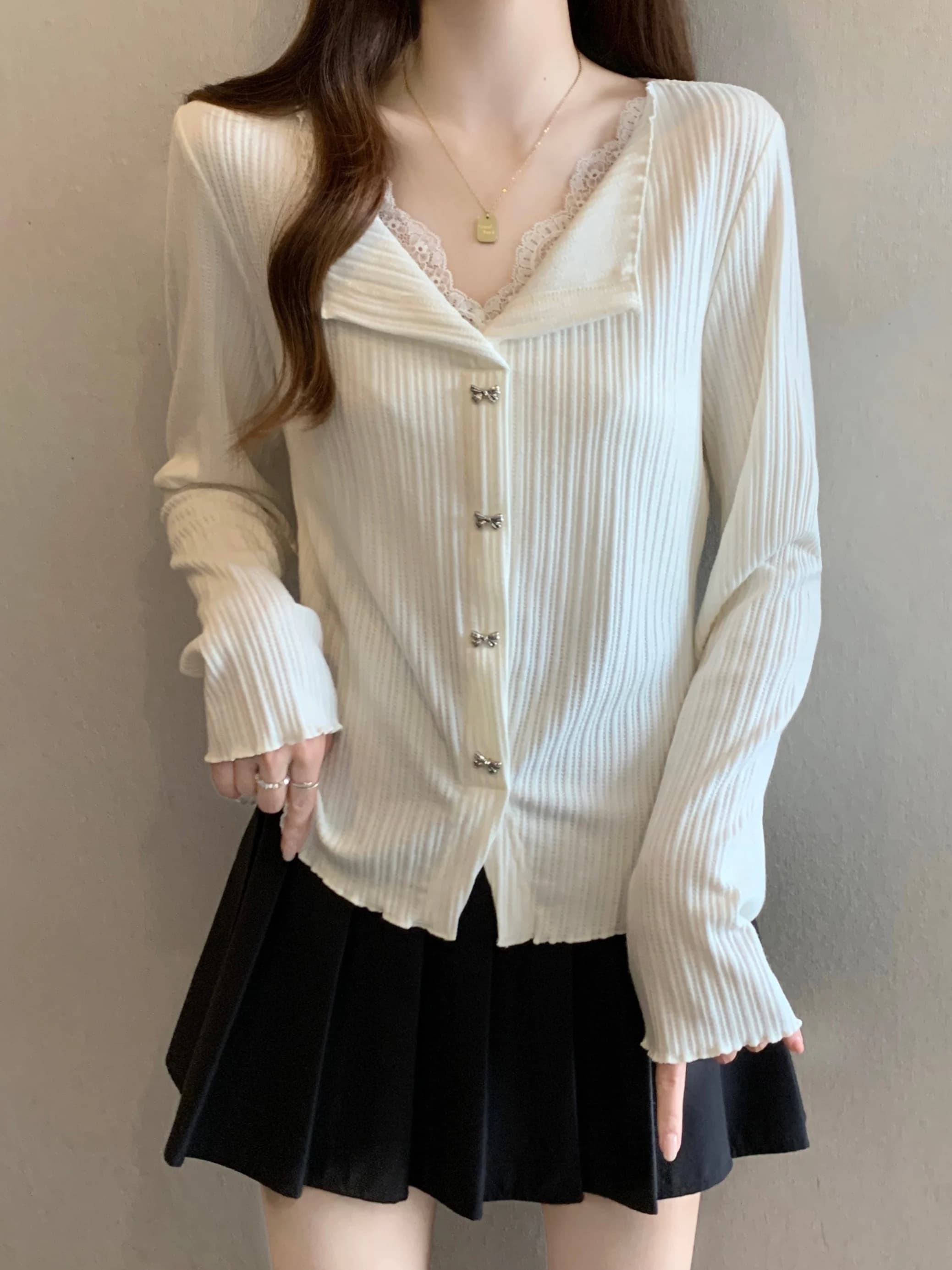 Lace Trim V-Neck Long Sleeve T-Shirt Women's plus Size Spring Summer New Style Korean Version Loose Fit Commute Style Top