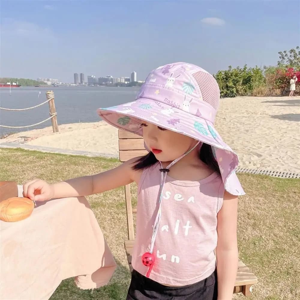 Kids Summer Hat with Fischietto, Tesa Larga, Solar Protection for Neck and Eyelets, Anti-UV, Beach Hat with UV Protection