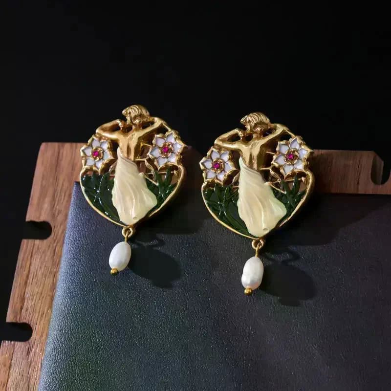Retro 3D Beauty Girl Smalto Goccia Smalto Rotondo Elegante Fiore Perla Orecchini vintage per regalo di gioielli per banchetti da donna