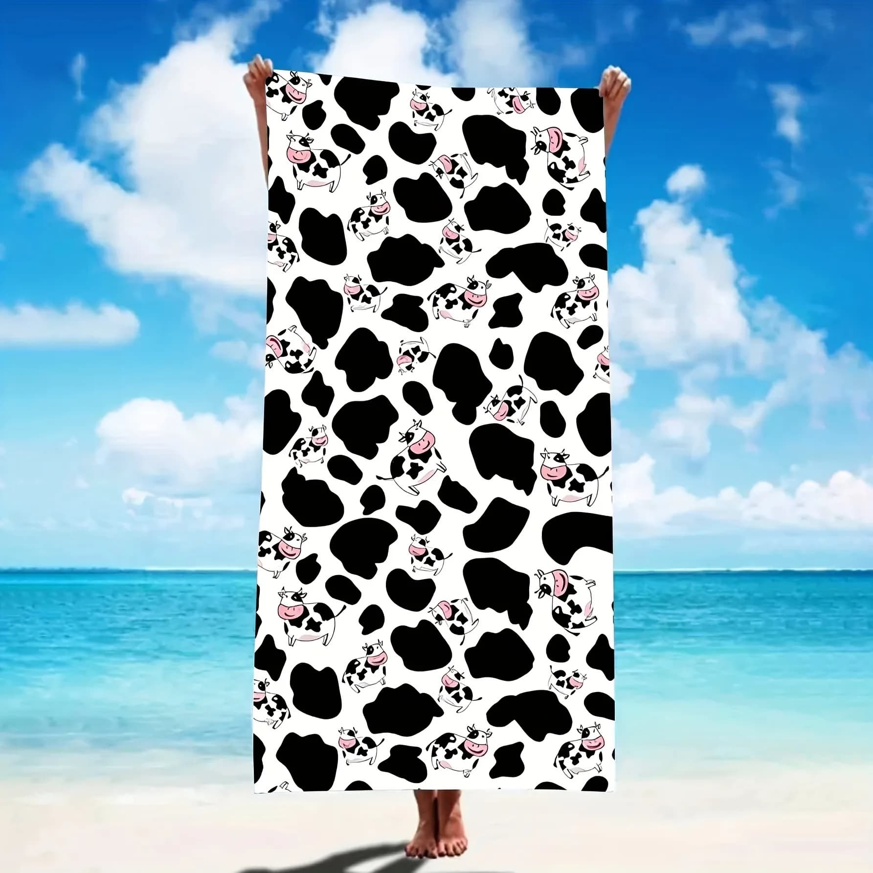 Simpatico telo mare con stampa mucca, telo da bagno in microfibra con motivo a pelle di mucca per l'estate, viaggi all'aperto, coperta da nuoto