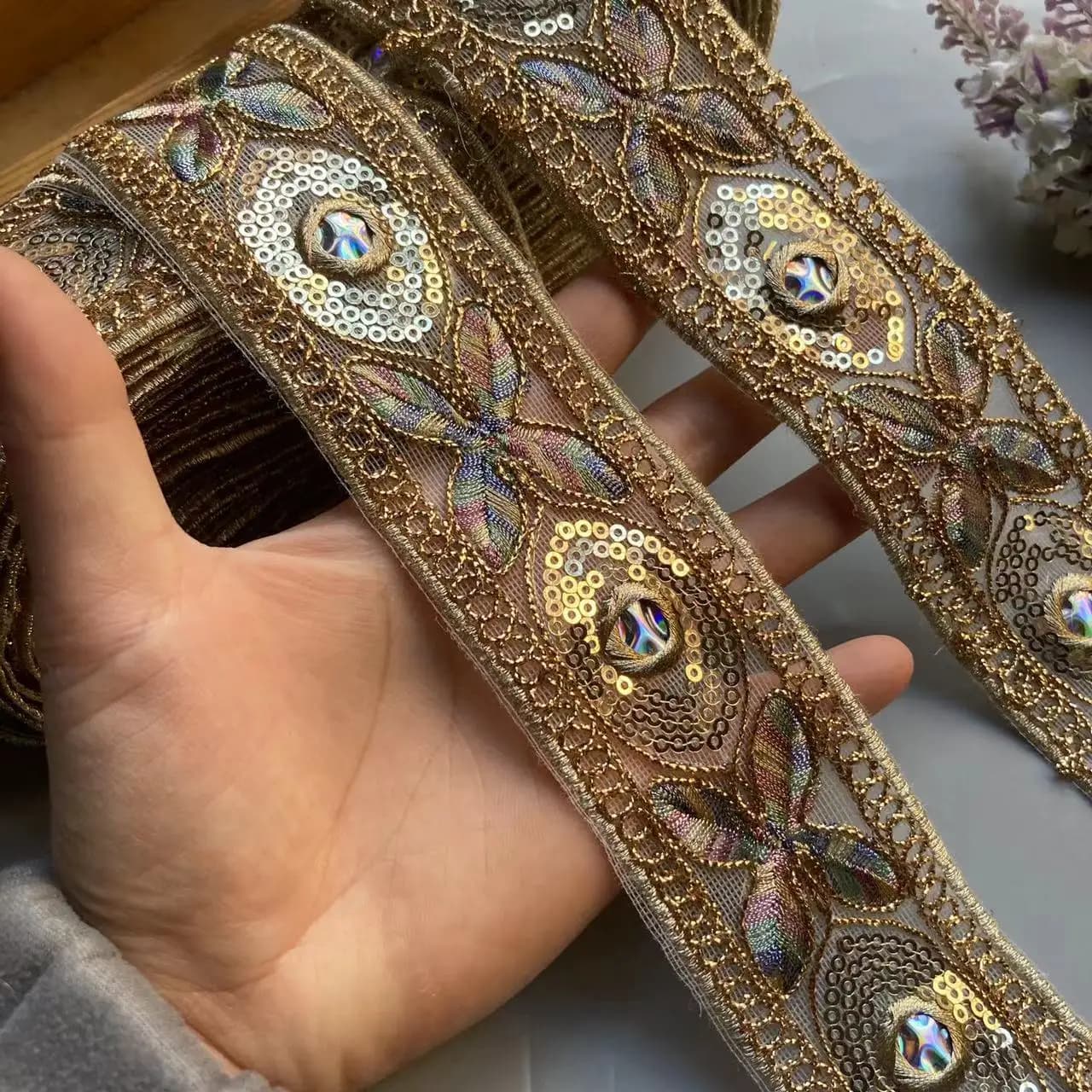1 metri 5 cm tessuto di pizzo con paillettes ricamo fiore pizzo paillettes cucito per borse scarpe artigianali tessuti di abbigliamento fai da te pizzo voile svizzero
