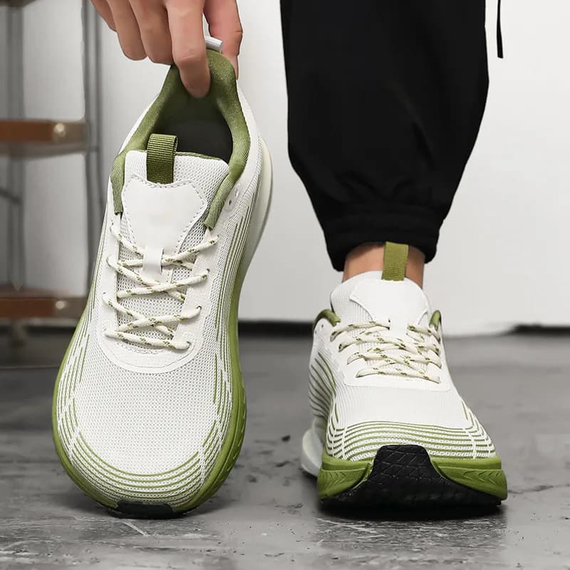 Scarpe da Corsa Uomo con Punta Larga, Sneakers Comode e Traspiranti in Mesh, Scarpe da Ginnastica Maschili alla Moda