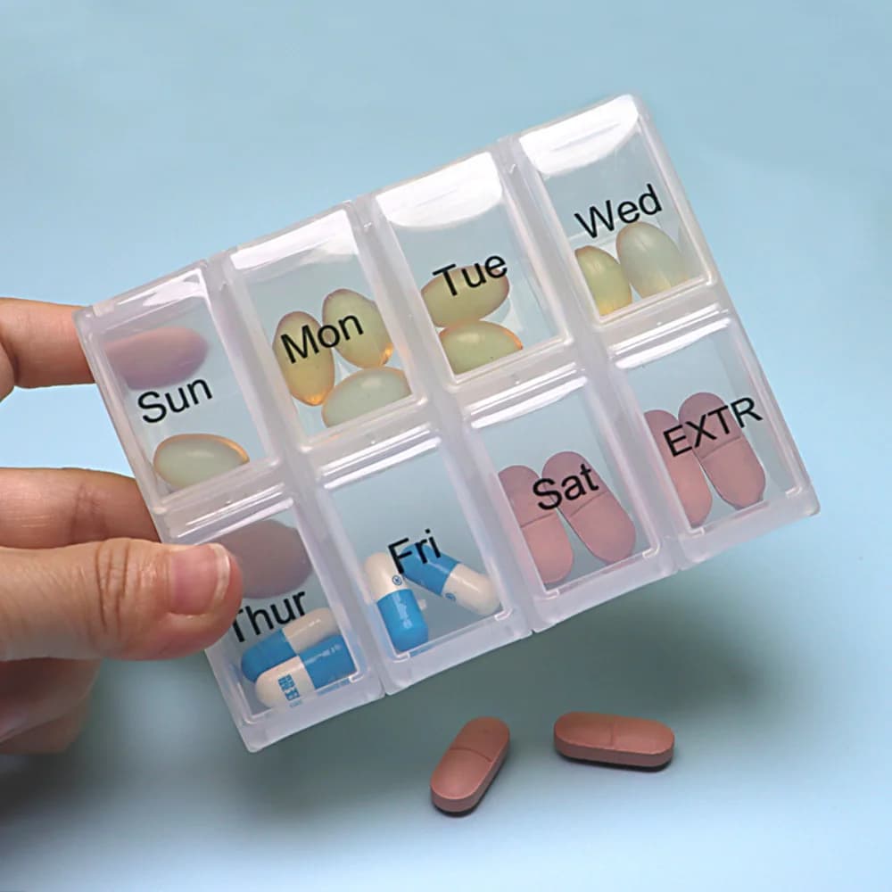 Nuovo Settimanale 7 Giorni 8 Griglie Premuim Mini Portapillole da Viaggio Portatile Scatola Contenitore Organizzatore di Stoccaggio per Medicina Vitamina Oli di Pesce
