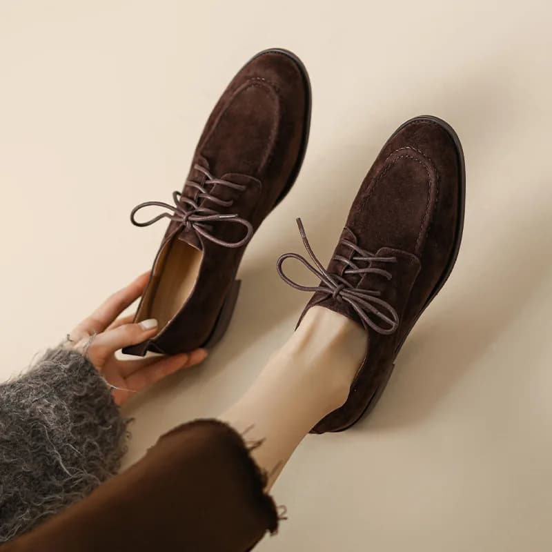2025 Primavera e Autunno Nuove Donne Retro Lace-up Oxford Scarpe Punta Rotonda Tacco Basso Scarpe Casual Mocassini Moda Stile Britannico
