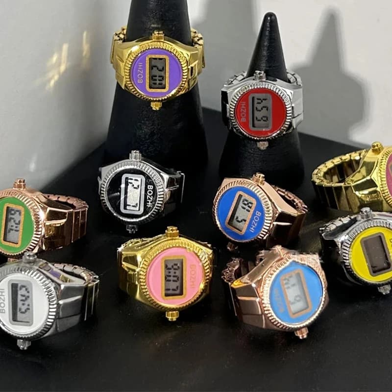 2024 nuovo Mini anello per orologio da dito al quarzo Fine per donna uomo coppia anelli orologio digitale cinturino elastico anello Punk adolescenti orologio anillos