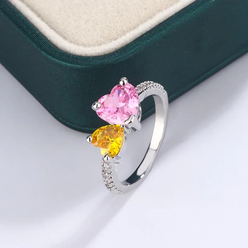 Anelli con zirconi stile casual alla moda per le donne Lusso leggero Squisito argento 925 Anello con cuore d'amore Gioielleria raffinata per matrimoni