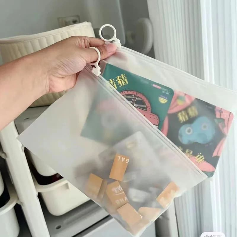 Custodia per imballaggio da viaggio per cosmetici in poliestere opaco 50 pezzi Borse smerigliate per calzini intimi impermeabili con chiusura a cerniera portatile Personalizza
