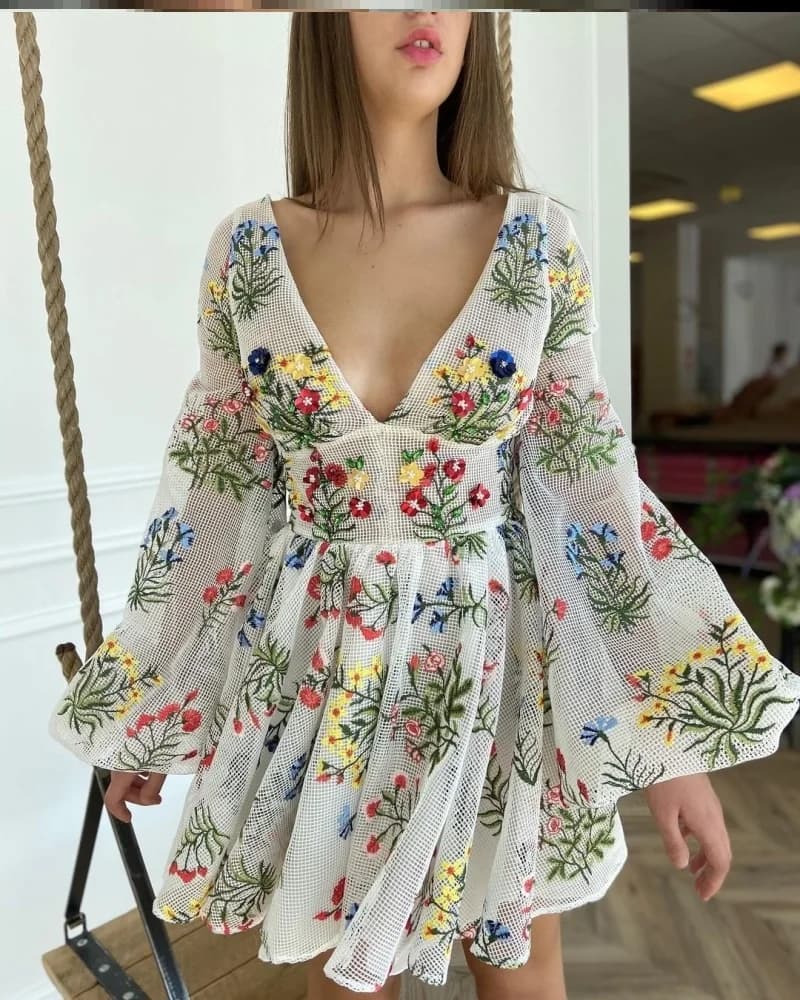 Abito da Festa in Stile Principessa con Ricami, Maniche a Lanterna, in Rete, Vita Alta, Gonna a Trapezio, Maniche Lunghe, Scollo a V