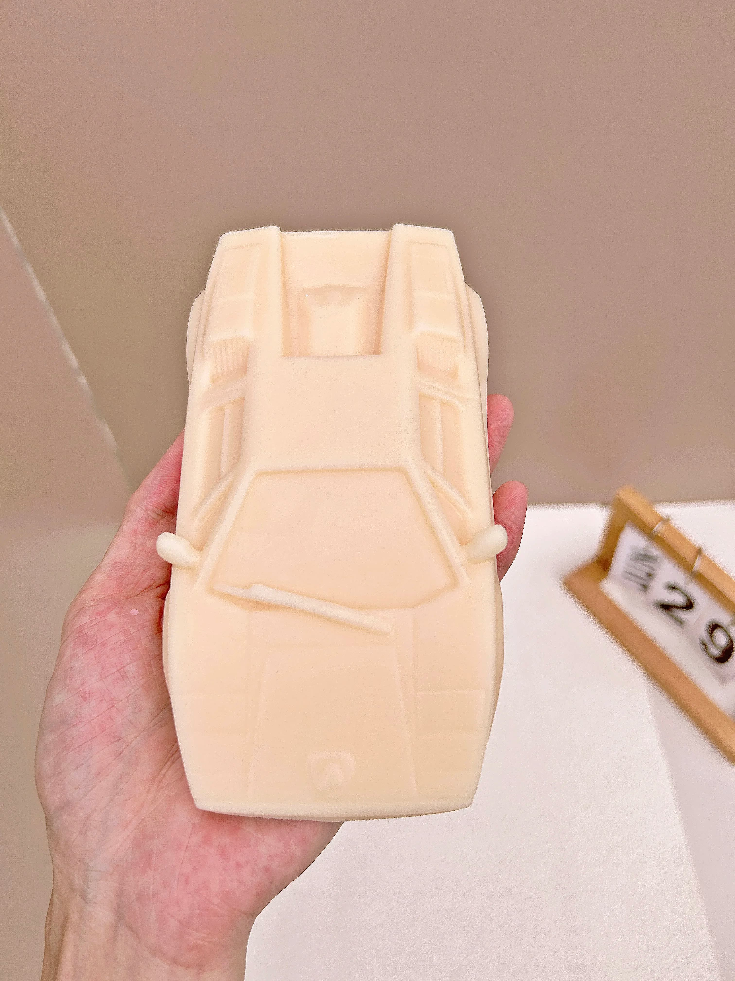 Stampo in silicone per candele per auto fai-da-te Stampo per candele a forma di auto 3D Torta fatta a mano Blocco di ghiaccio Sapone al cioccolato Gesso Decorazione della casa Stampi per cera