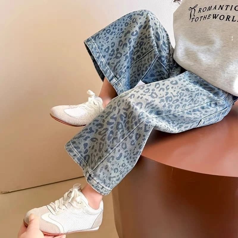 Girls Leopard Print Wide Leg Jeans – Spring Autumn Casual Pants for Toddlers, Fashion Loose Denim Trousers