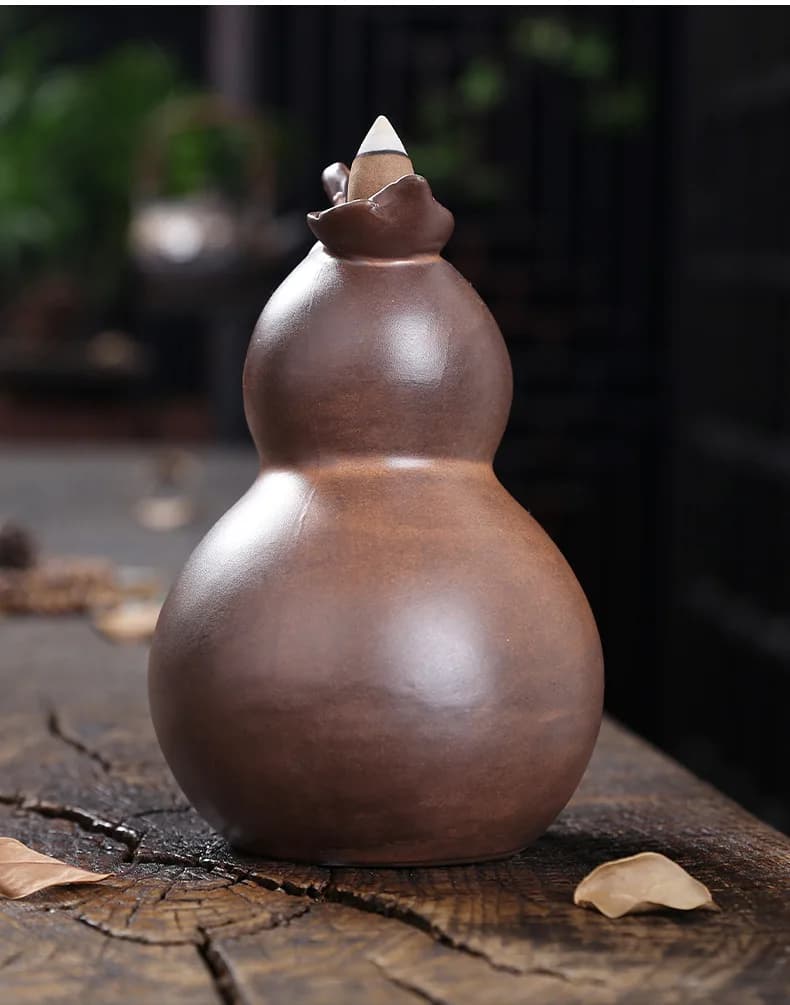 Bruciatore di incenso a flusso inverso in ceramica Simulazione antica creativa Zucca Versatile diffusore di aromi a flusso inverso Decorazione della casa Articolo